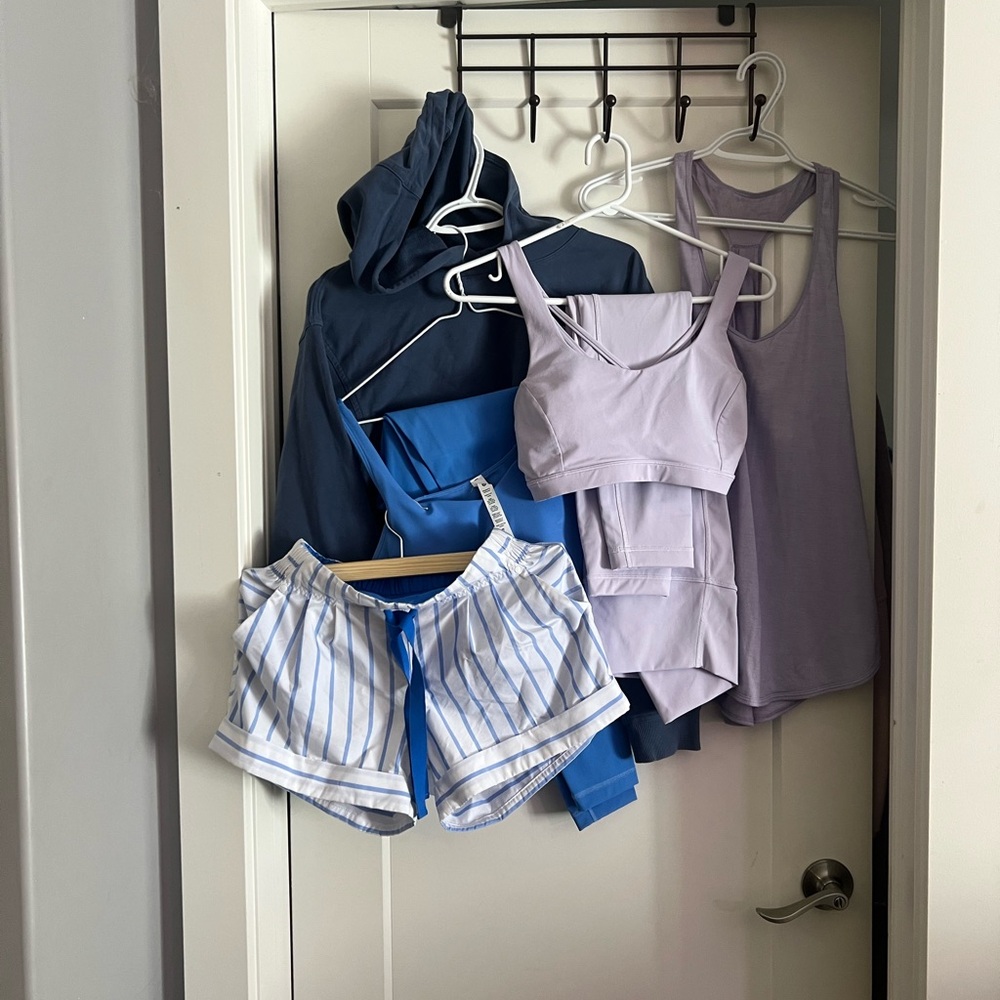 Lululemon bundle size 6